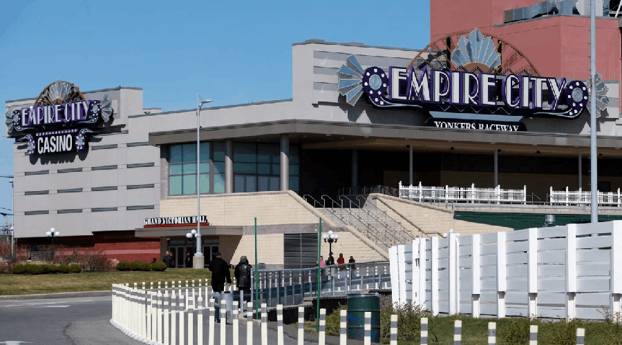 What the New York casino licensing competition looks like now that MGM has left unexpectedly